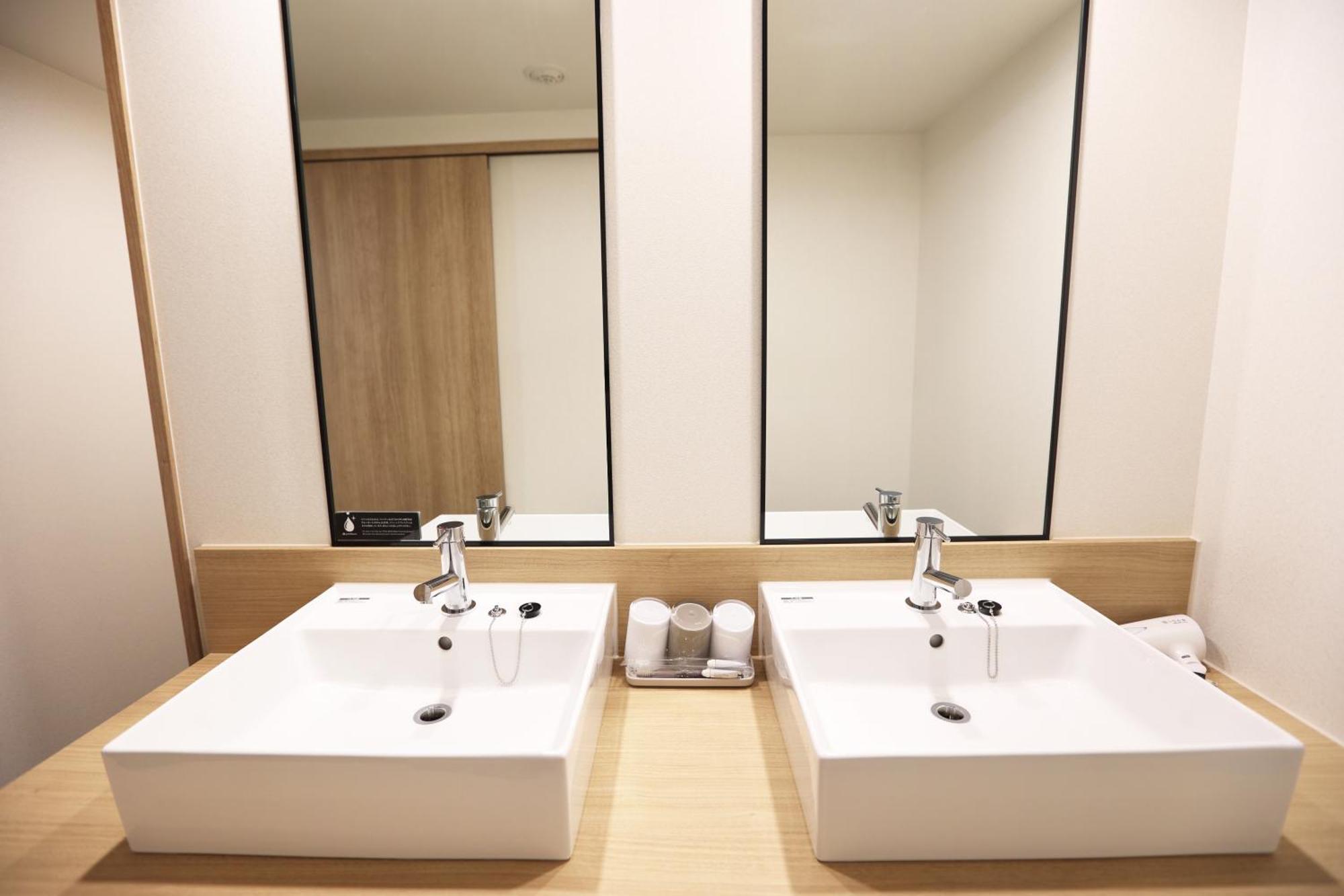 Henn Na Hotel Express Nagoya Fushimi Ekimae Exterior photo
